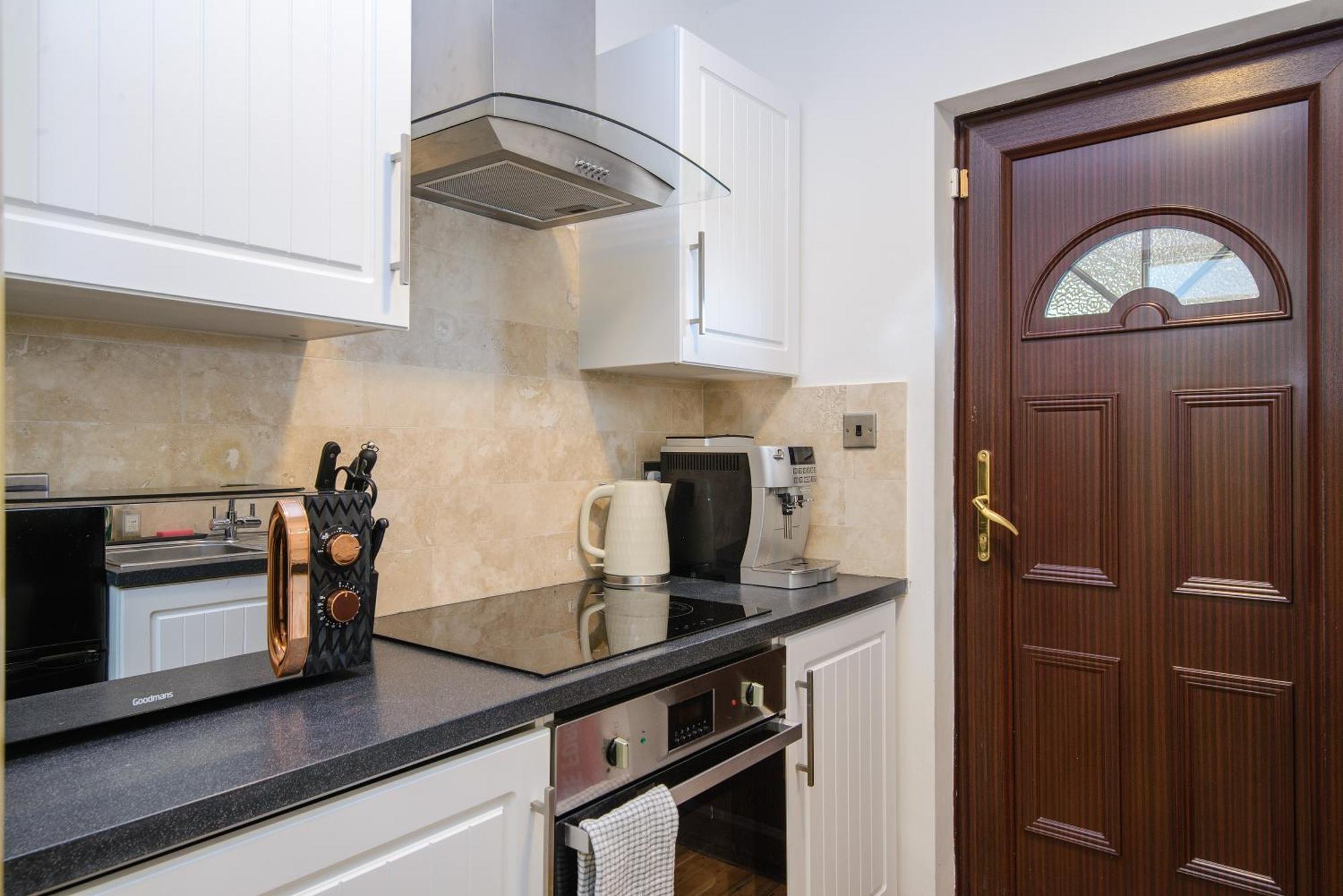 Deluxe 4 Or 5 Bed House With Hot Tub, Cinema Room Sleeps 15 Сафрон-Волден Екстер'єр фото